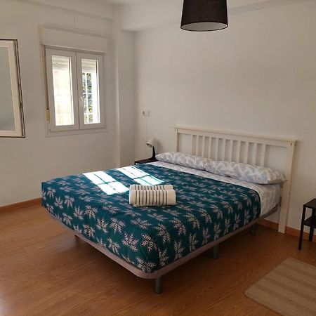 Sirena Center Apartment เซบีญา ภายนอก รูปภาพ